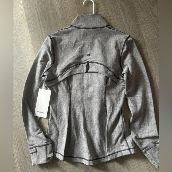 Lululemon Herringbone define size 10 - Picture 5 of 7